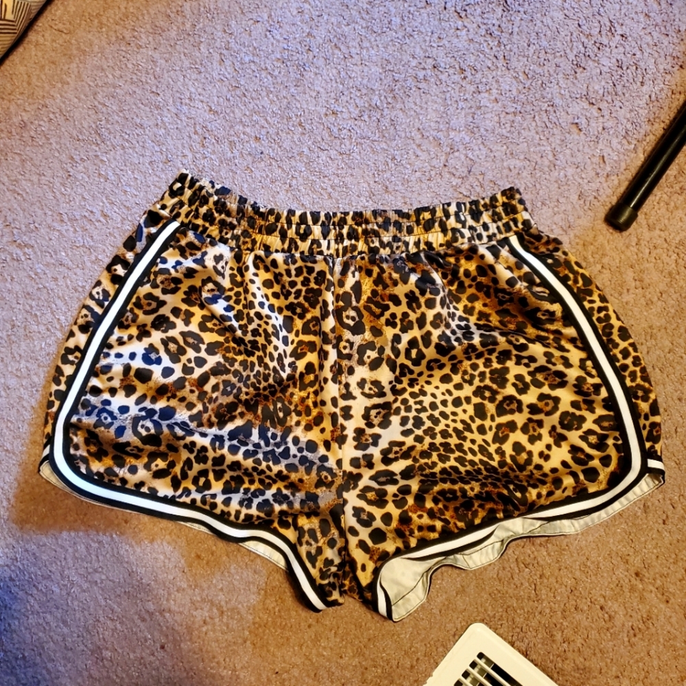 Athletic shorts